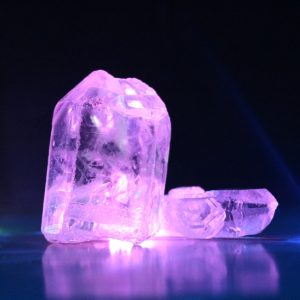 Cursuri de Cosmoenergetică: Aprofundați Vechile Tehnici de Vindecare Energetică